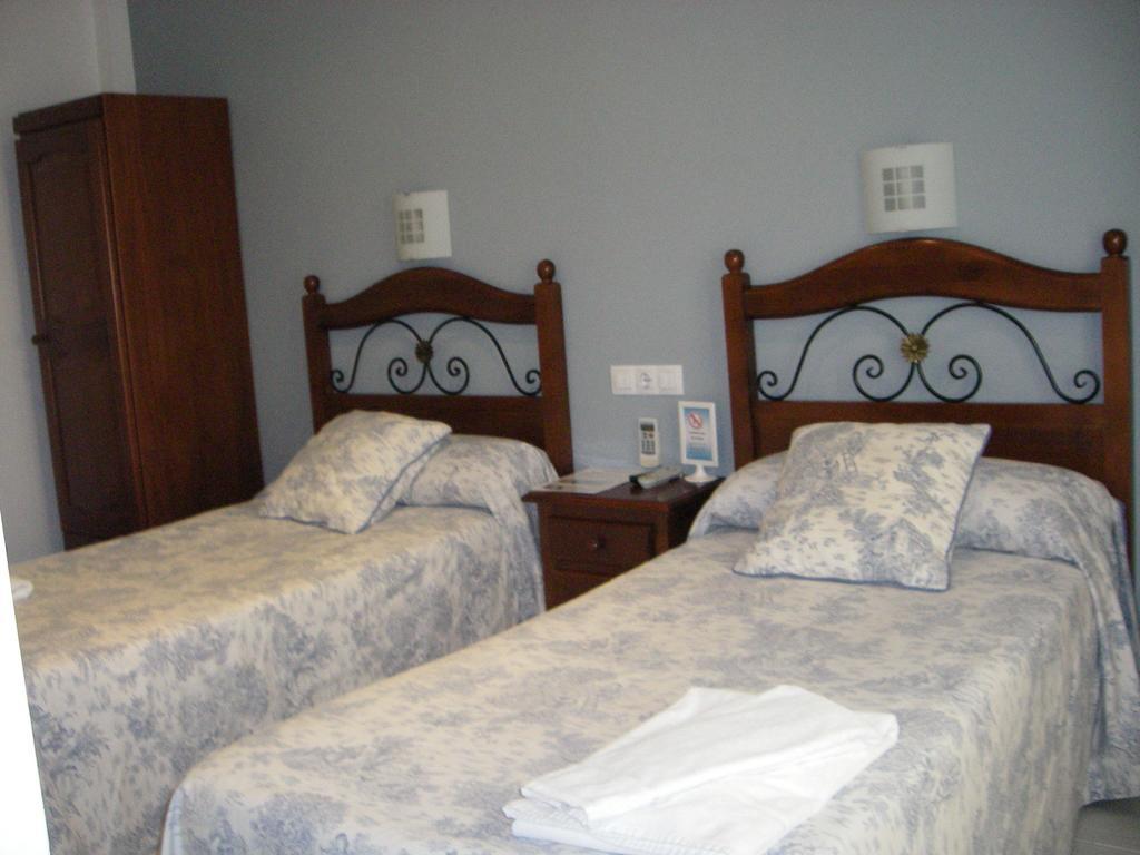 Hostal Azahar Córdova Quarto foto